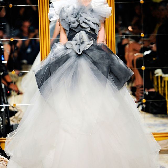 Tendinte 2012: cele mai frumoase rochii din colectiile couture