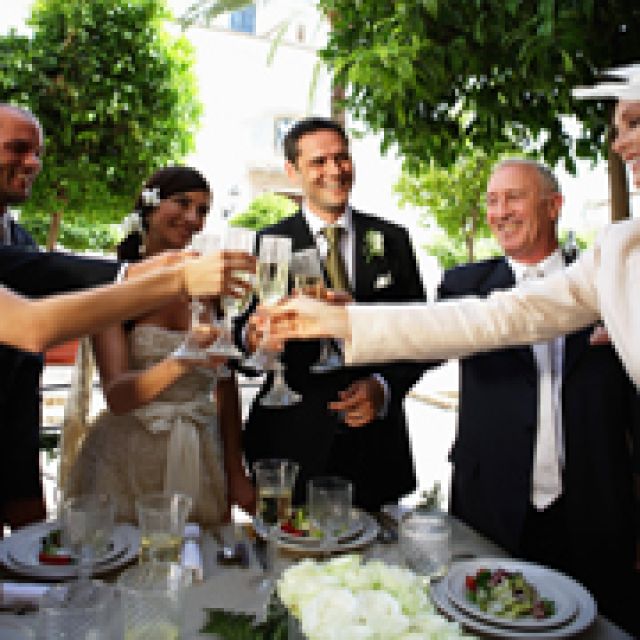 7 sfaturi pentru asezarea la mese a nuntasilor