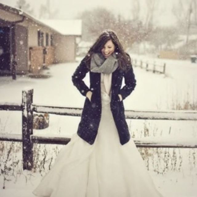 Nunta de iarna: rochii de mireasa, decoratiuni, trucuri si idei