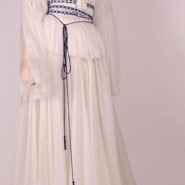 Cele mai frumoase 10 modele de rochii de mireasa traditionale, la moda in 2015