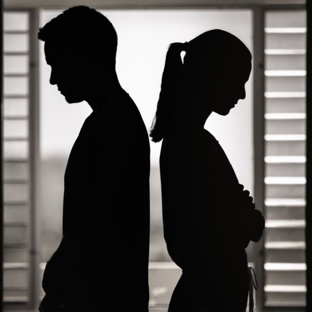 Confesiunea dureroasă a unui barbat: „soția mea refuză să îmi ajut părintii bătrâni”