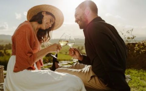 12 intrebari pe care sa i le adresezi partenerului inainte de nunta