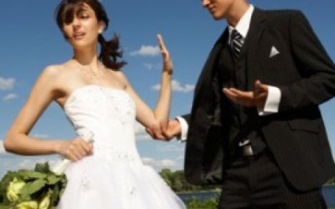 Cuplu: 10 lucruri pe care sa nu le faceti in ziua nuntii 