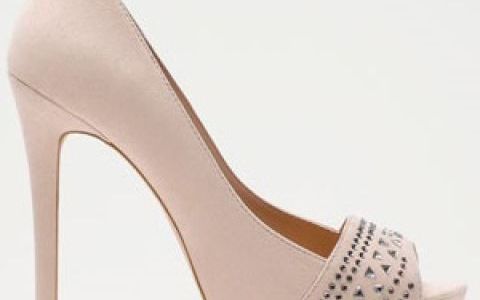 Pantofi de ocazie la moda: modele cu preturi sub 400 lei