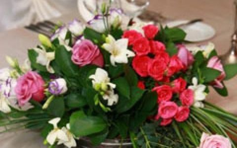 5 modele de aranjamente florale de nunta in tendinte