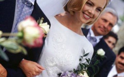 Urarile la nunta - cele mai frumoase ganduri adresate mirilor