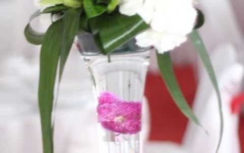 Decoratiuni nunta: cele mai frumoase modele cu alb