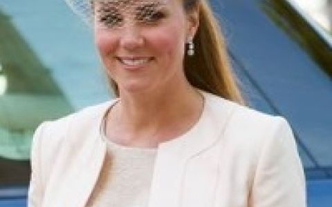 Trucuri de vestimentatie, atitudine si machiaj de la ducesa Kate Middleton