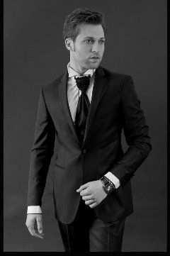 Costum de ginere Claudiu Ungureanu Costum de ginere Claudiu Ungureanu
