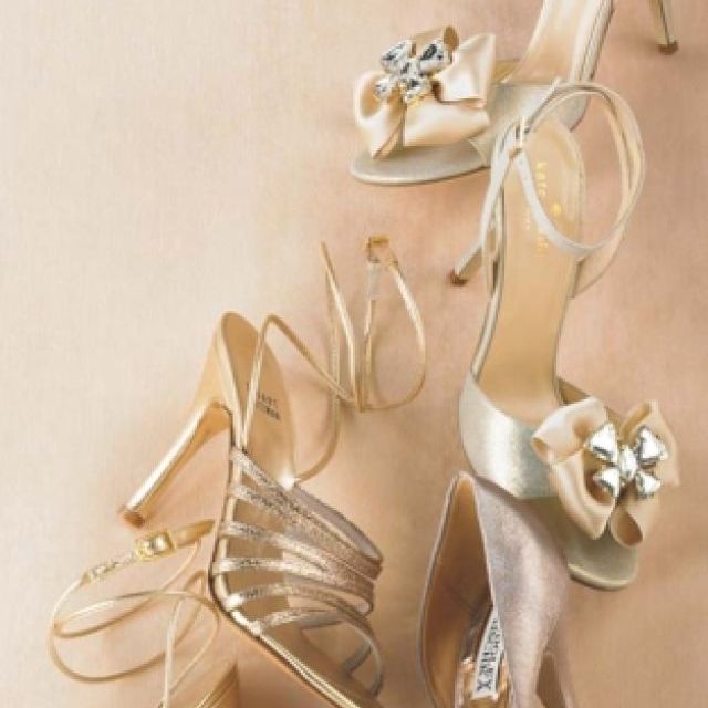 Mireasa chic: 12 idei de pantofi si sandale de vara