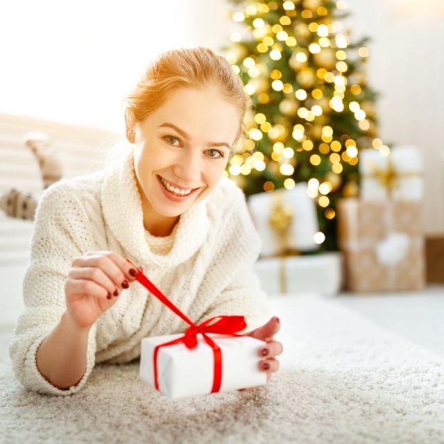 Decembrie de aur: cadouri pretioase pentru cei dragi