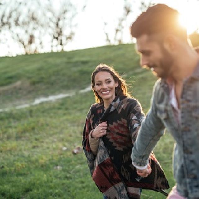 De ce a inceput sa-i preocupe pe romani sanatatea dintilor si ce metode pot folosi pentru un zambet mai alb