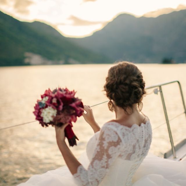 10 lucruri care nu trebuie sa-ti lipseasca din bagajul pentru luna de miere