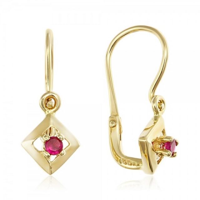 Cercei chic, pentru tinute perfecte
