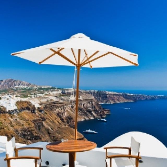 Luna de miere in Insula Santorini, paradisul indragostitilor