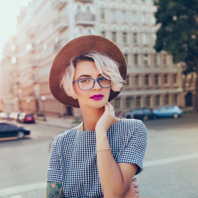 4 reguli de aur pentru a-ti alege ramele de ochelari potrivite chipului tau 
