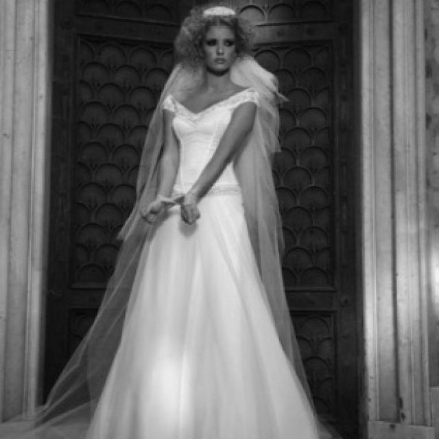 LA FLEUR: Atelierul couture pentru rochia de mireasa perfecta