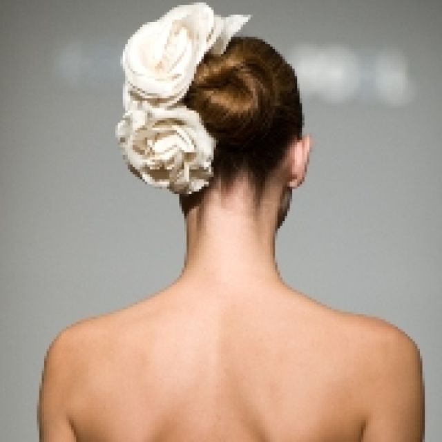Accesoriul de par, un must-have pentru miresele moderne!