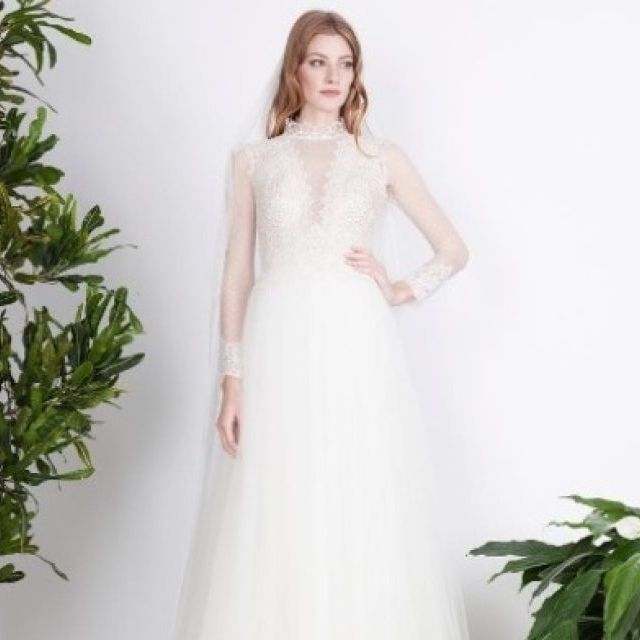 Fii o mireasa in tendinte cu noua colectie Divine Atelier 2017