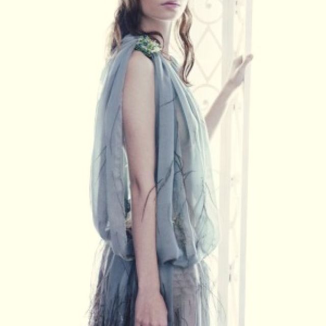 Femeia fluture, un nou concept in haute-couture-ul romanesc