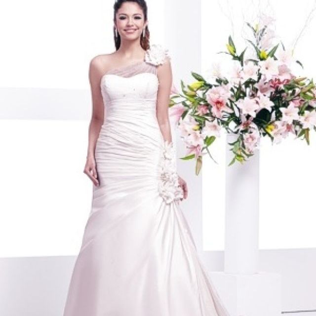 Rochii de mireasa ieftine: modele sub 2200 lei cu preturi incepand de la 800 lei