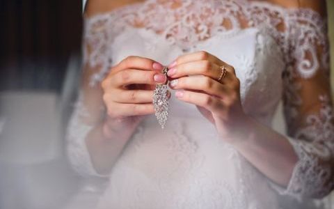 Cum iti pregatesti manichiura pentru nunta: sfaturi si recomandari