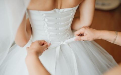 6 lucruri pe care ar trebui sa le faci inainte sa imbraci rochia de mireasa
