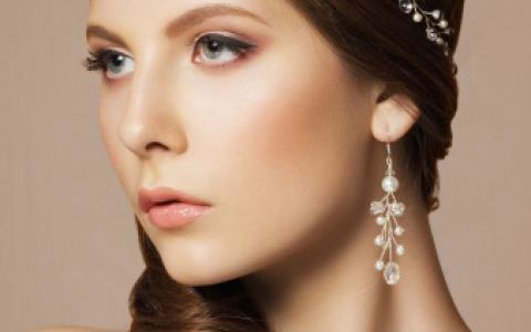 30 de bijuterii si accesorii de mireasa cu perle