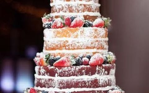 Modelul de tort pe care toate miresele il vor la nunta lor anul acesta
