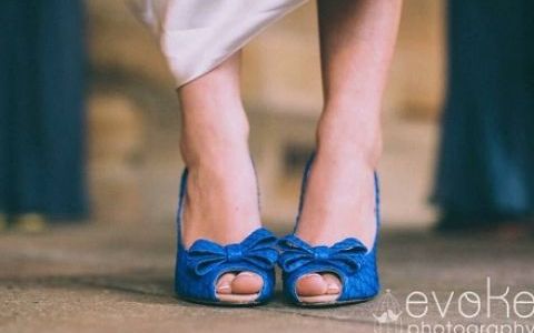Pantofii albastri, cel mai nou trend in materie de nunti in 2017