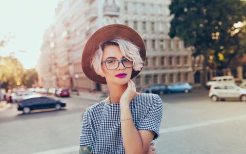 4 reguli de aur pentru a-ti alege ramele de ochelari potrivite chipului tau 