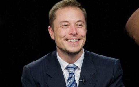 10 reguli pe care Elon Musk le impune iubitelor sale, potrivit apropiatilor