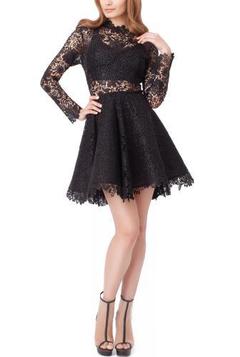 Rochie neagra din dantela