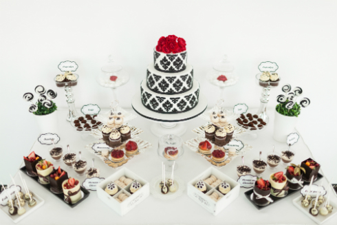 Candy bar realizat de Grace Couture Cakes