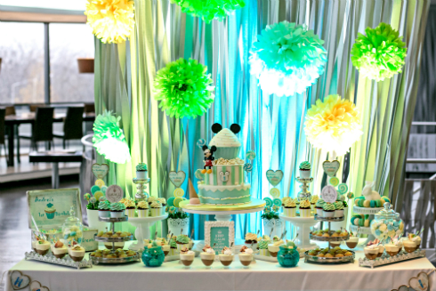 Candy bar mint cu tematica Mickey Mouse -  Grace Couture Cakes