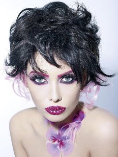 Make-up 
			Mirela Vescan