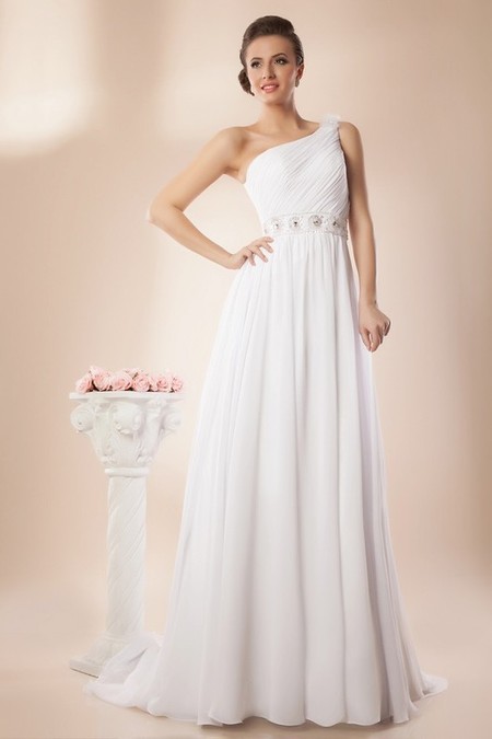 Rochie de mireasa in stil empire Rochie de mireasa in stil empire