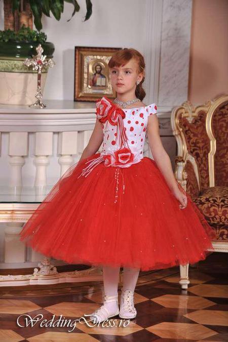 Rochie de ocazie pentru fetite Rochie de ocazie pentru fetite