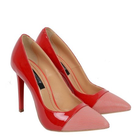 Pantofi de mireasa extravaganti