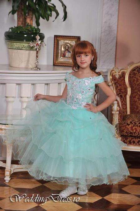 Rochie de nunta pentru fetite Rochie de nunta pentru fetite