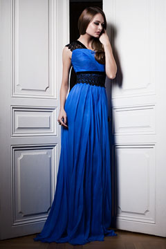 rochie eleganta in nuante electrice