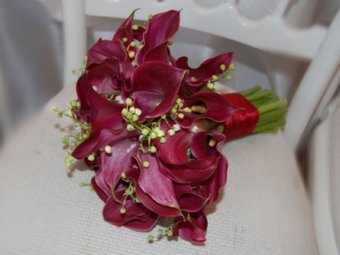Buchet rosu mireasa
