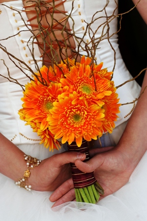 Poza buchet de mireasa colorat si plin de viata