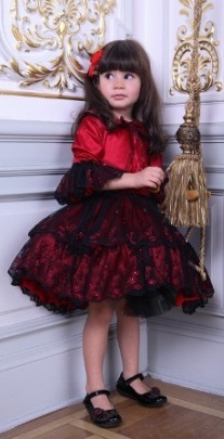 Poza rochita de nunta pentru domnisoare, rosie cu dantela neagra