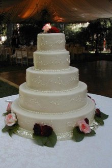 Tort elegant pentru nunta