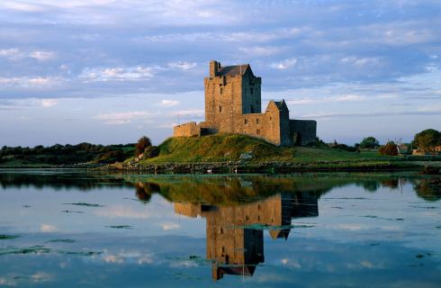 Castel in Irlanda