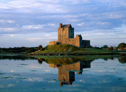 Castel in Irlanda